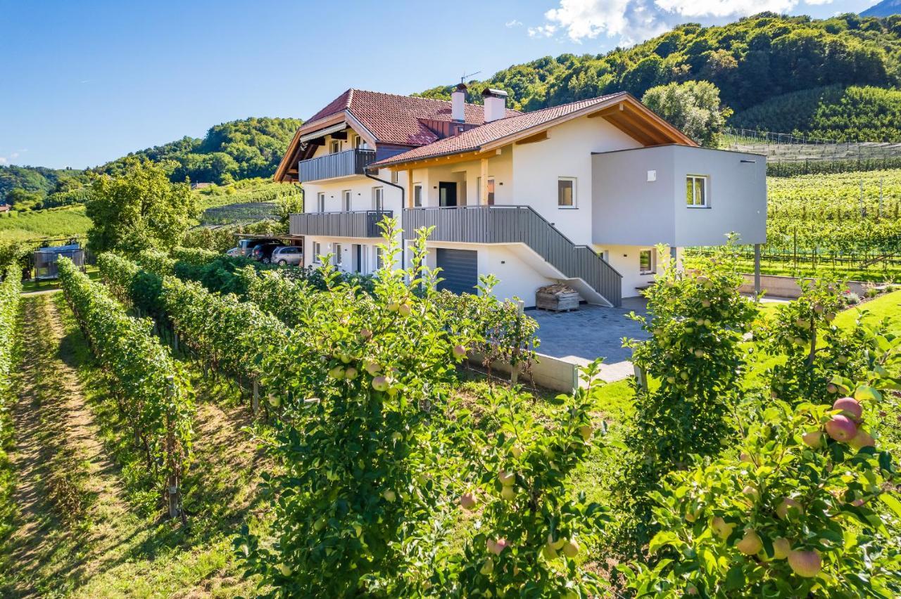 Haus Stolz Bed & Breakfast Appiano Sulla Strada Del Vino Exterior photo